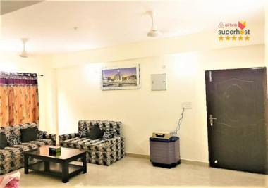 Lake View 3BHK Furnished Flat near Kasi Vishwanath