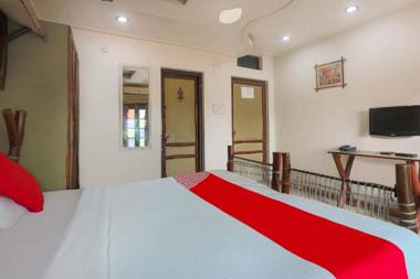 OYO 76158 Silver Ganges Paying Guest House