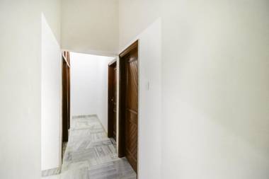 OYO 65521 Hotel Prashansha Palace