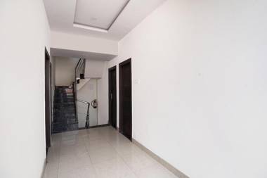 Vaccinated Staff - OYO 74707 Balaji Inn