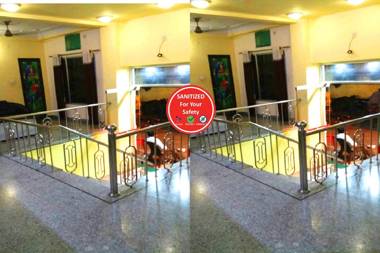 Goroomgo Kashi Inn Varanasi