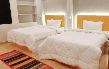 Vibe n Joy Guest House