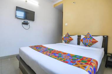 Collection O 76310 Lily Grand Hyderabad Gate