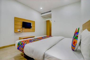 FabHotel Premium Kashi