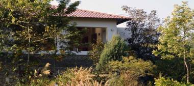 FOUR LEAF HOTEL SAPPHIRE BLUE VARANASI