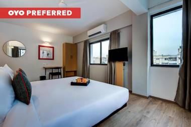 OYO Townhouse 048 Hadapsar