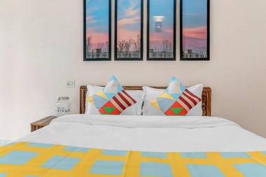 OYO Home 78057 Dazzling Studios Near Airport