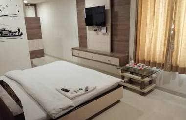 Hotel Grand Paradise