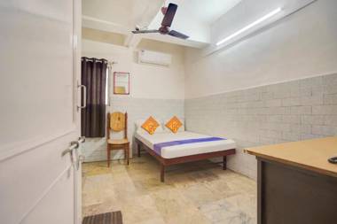 SPOT ON 67422 Hotel Umiya Galaxy