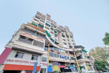 OYO Townhouse 724 Hotel Tulip