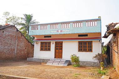 OYO 84274 UNITY HOME STAY
