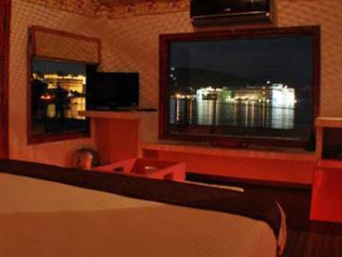 Raasleela Luxury Camp