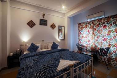 Le Pension Harsh Vilas