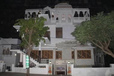 Hotel Kalika Palace
