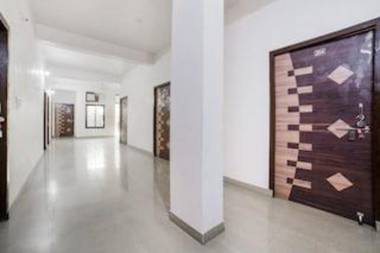 OYO 18738 Hotel Saniya