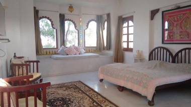 Titardi Garh- 18th Century Castle