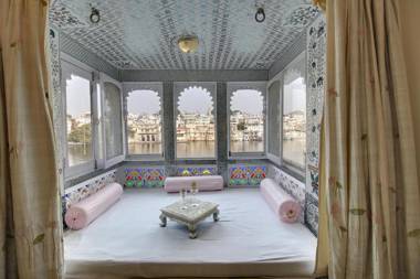 Lake Pichola Hotel