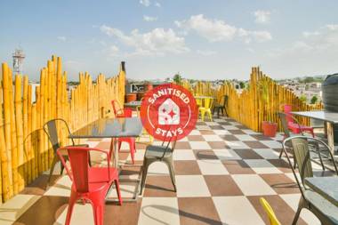 OYO 40796 Banjara Luxury Stay