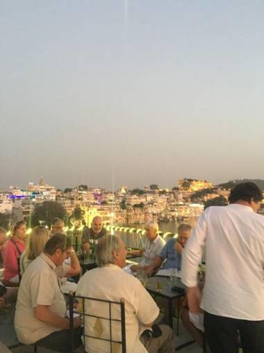 OYO 22901 Hotel Hanuman Ghat