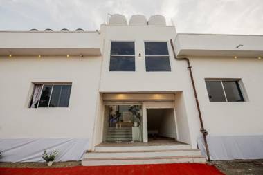 OYO 67482 Udaipur Palace