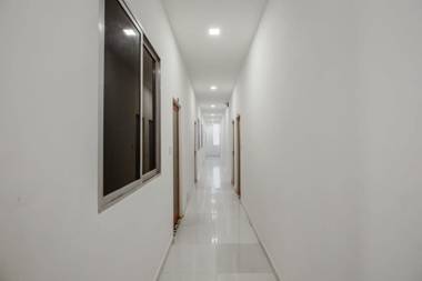 OYO 67482 Udaipur Palace