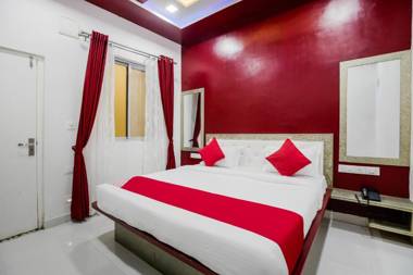 OYO 67482 Udaipur Palace