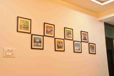 Vanya Shri Home Stay