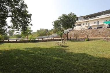 OYO 81306 Home Modern Stay