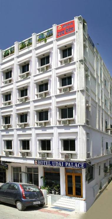 Hotel Udai Palace - Centrally Located Budget Family Stay