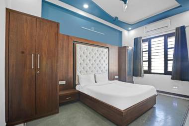 OYO Flagship 83591 seven Horses Hotel