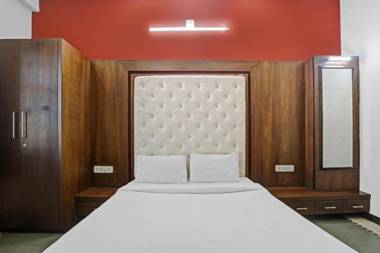 OYO Flagship 83591 seven Horses Hotel