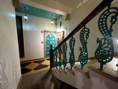AAJ HAVELI - Lake Facing Boutique Hotel by Levelup Hotels
