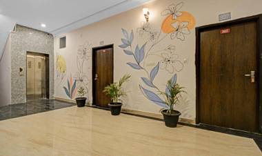 Treebo Trend The Fresco