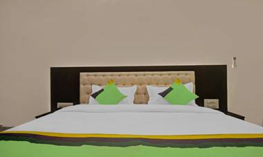 Treebo Trend The Fresco Lake Pichola