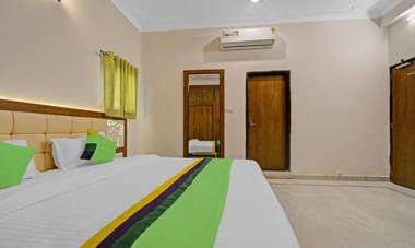 Treebo Trend The Fresco Lake Pichola