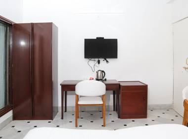 Hotel Darbargarh - Best Lake View Hotel in Udaipur with pool