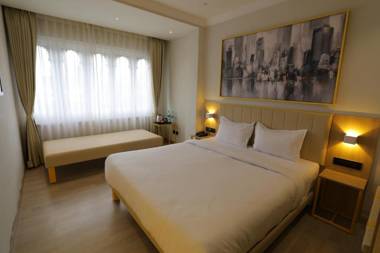 Hotel City Express By Downtown