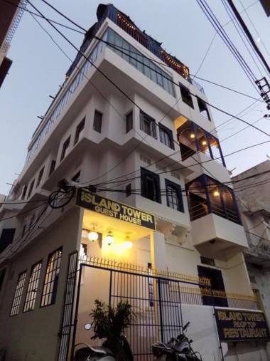 Island Tower Gues thouse and Restaurant