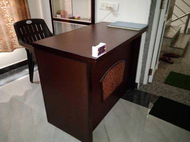 SPOT ON 92711 Hotel Krishna Palace