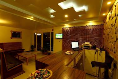 Al Woodlands Residency