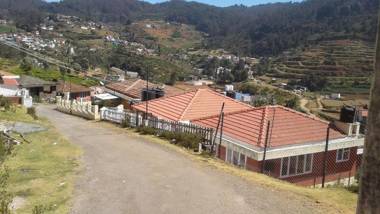 Hill View Dream Cottage