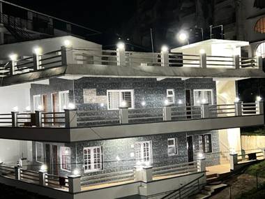 Hill Top individual Cottage Ooty