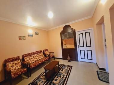 IMPERIAL COTTAGE HILL BUNK OOTY