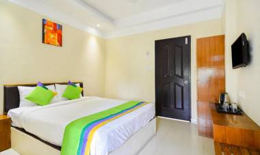 Treebo Trip Platinum Inn