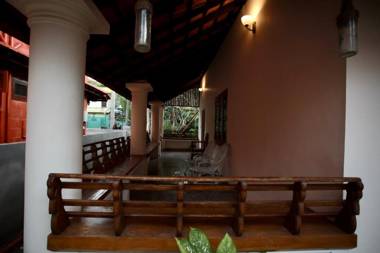 Cascara Beach Resort