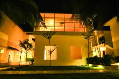 D Wayfarer Inn Resort