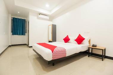 OYO Flagship 36877 Sakthi Grand