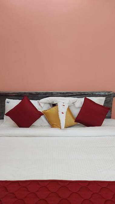 SUMUKHA DIVINE HOLIDAYS