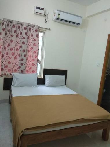 i-ROOMZ Sri Srinivasa Residency