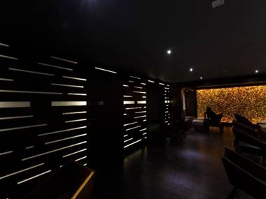 Vijey Hotels - Trichy Central